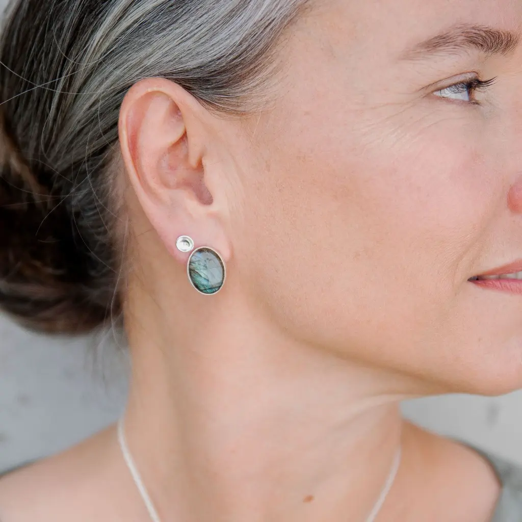 aretes-oval-labradorita.webp