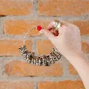anillo-gigante-texturado-en-plata.webp