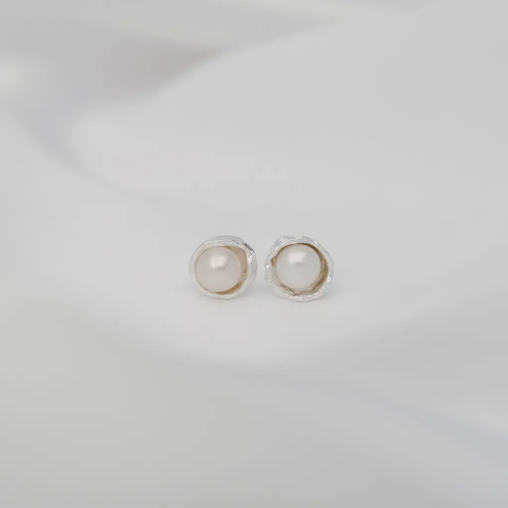 aretes_grandes_guacal_perla_plata.webp
