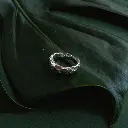 anillo-textura-arena.webp