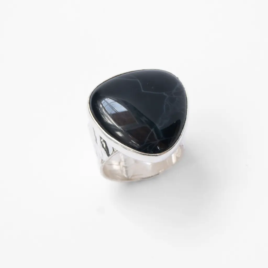anillo-obsidiana-plata.webp