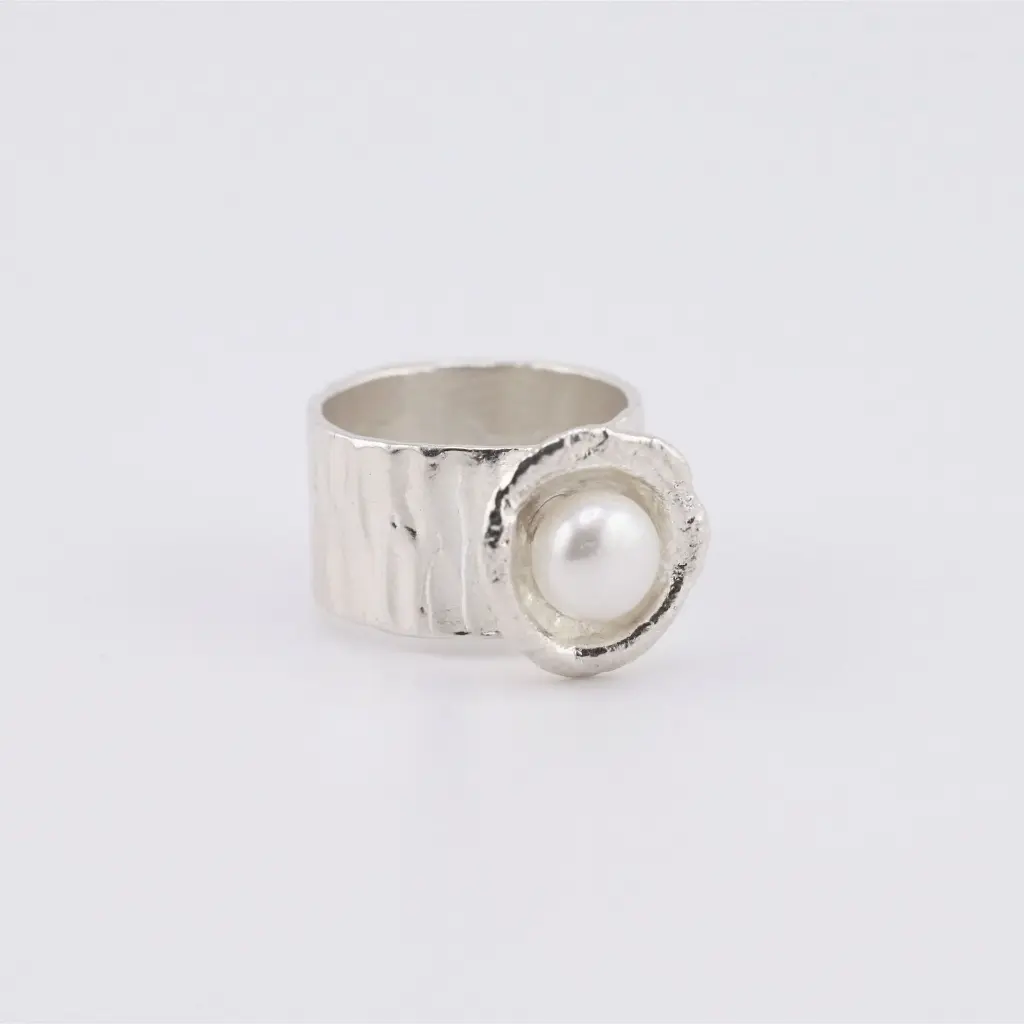anillo_plata_con_perla.webp