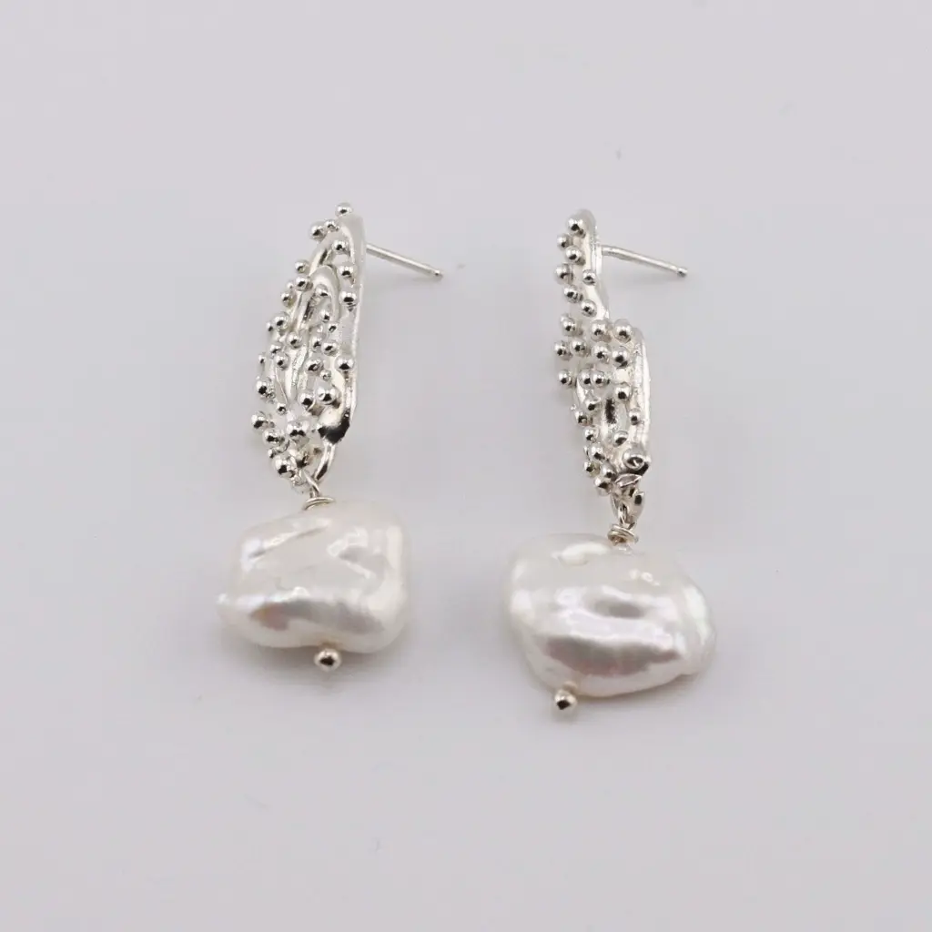 aretes_arrecife_perla.webp