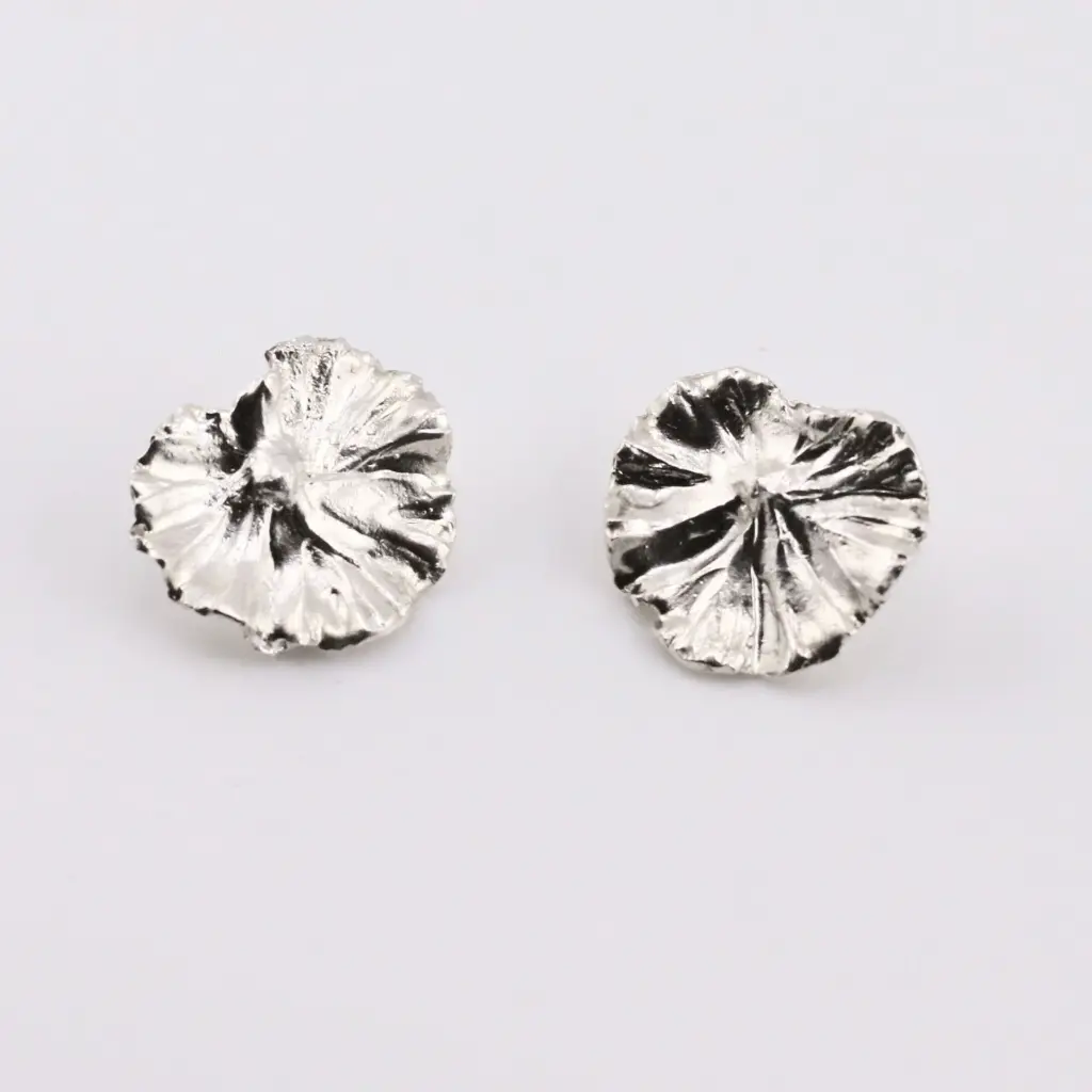 aretes_geranio_medianos.webp