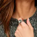 Anillo Banda Delgada Piedra Circular Mediana