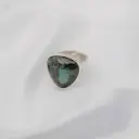 Anillo Banda Delgada Piedra Triangular Grande
