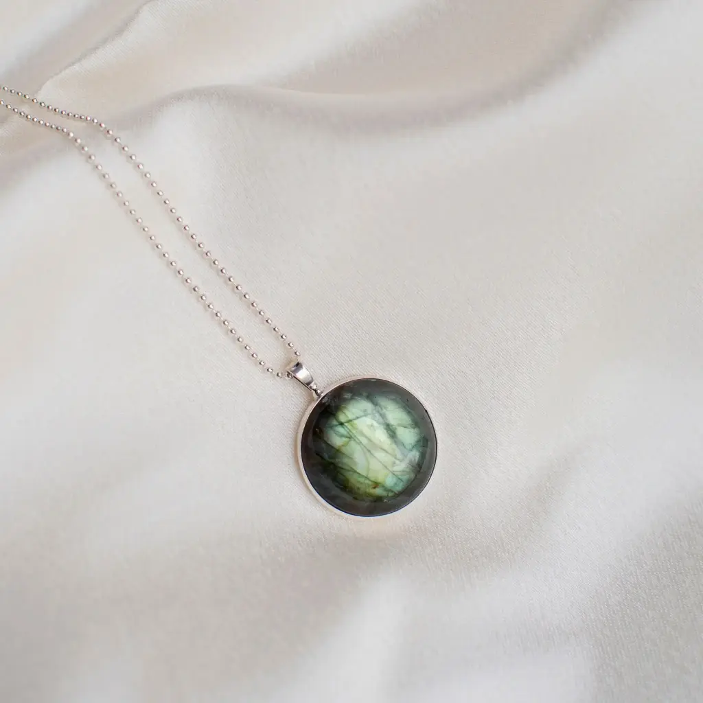 Dije Piedra Circular Grande