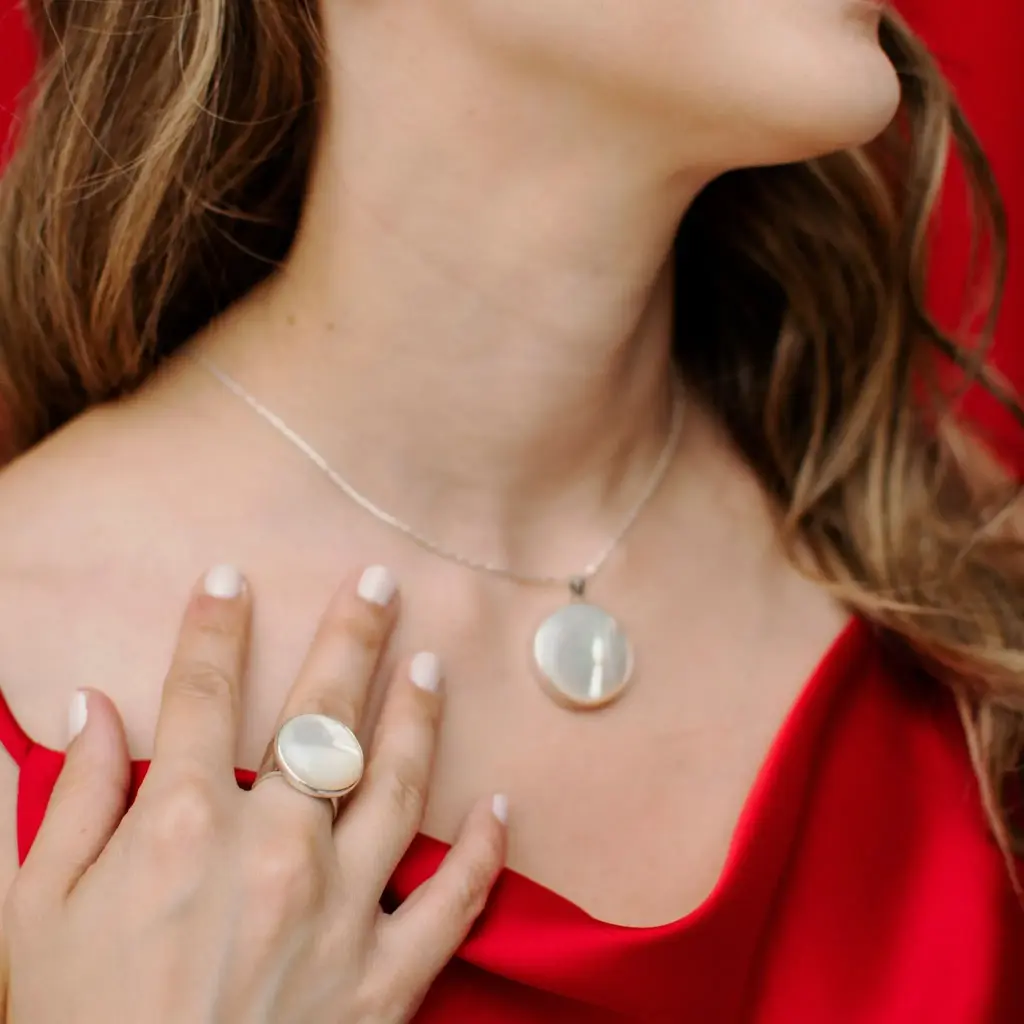 Dije Piedra Circular Grande