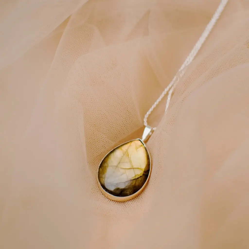 Dije Piedra Gota Grande