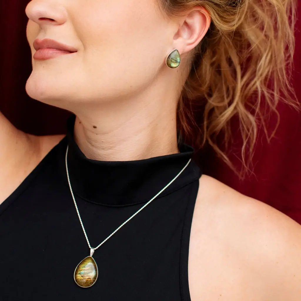 Aretes Piedra Gota Mediana