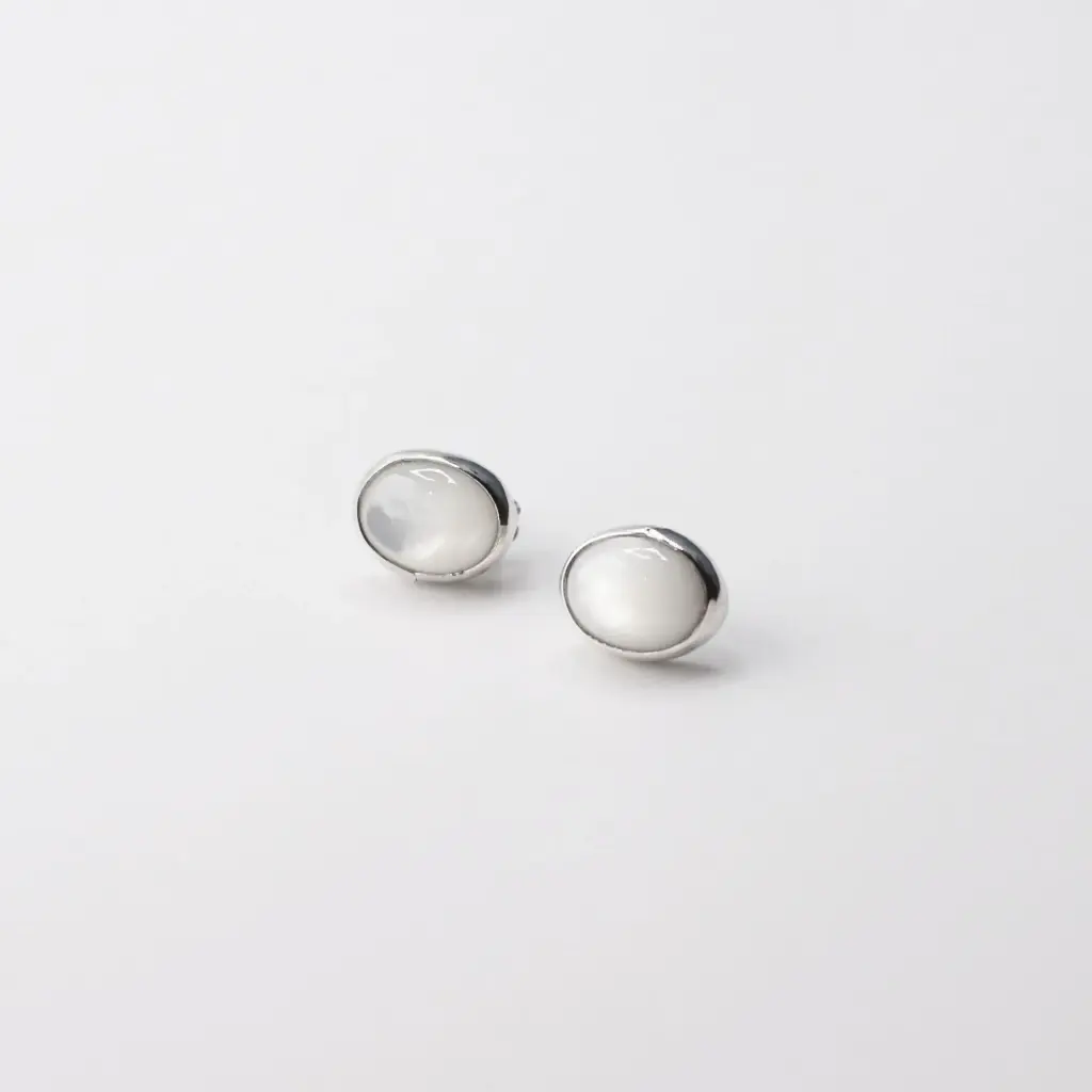 Aretes Piedra Oval Pequeña