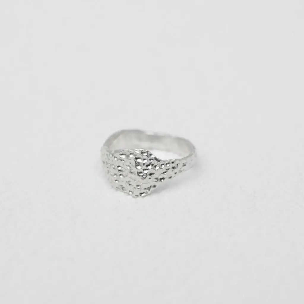 Anillo Coral Sello Mediano
