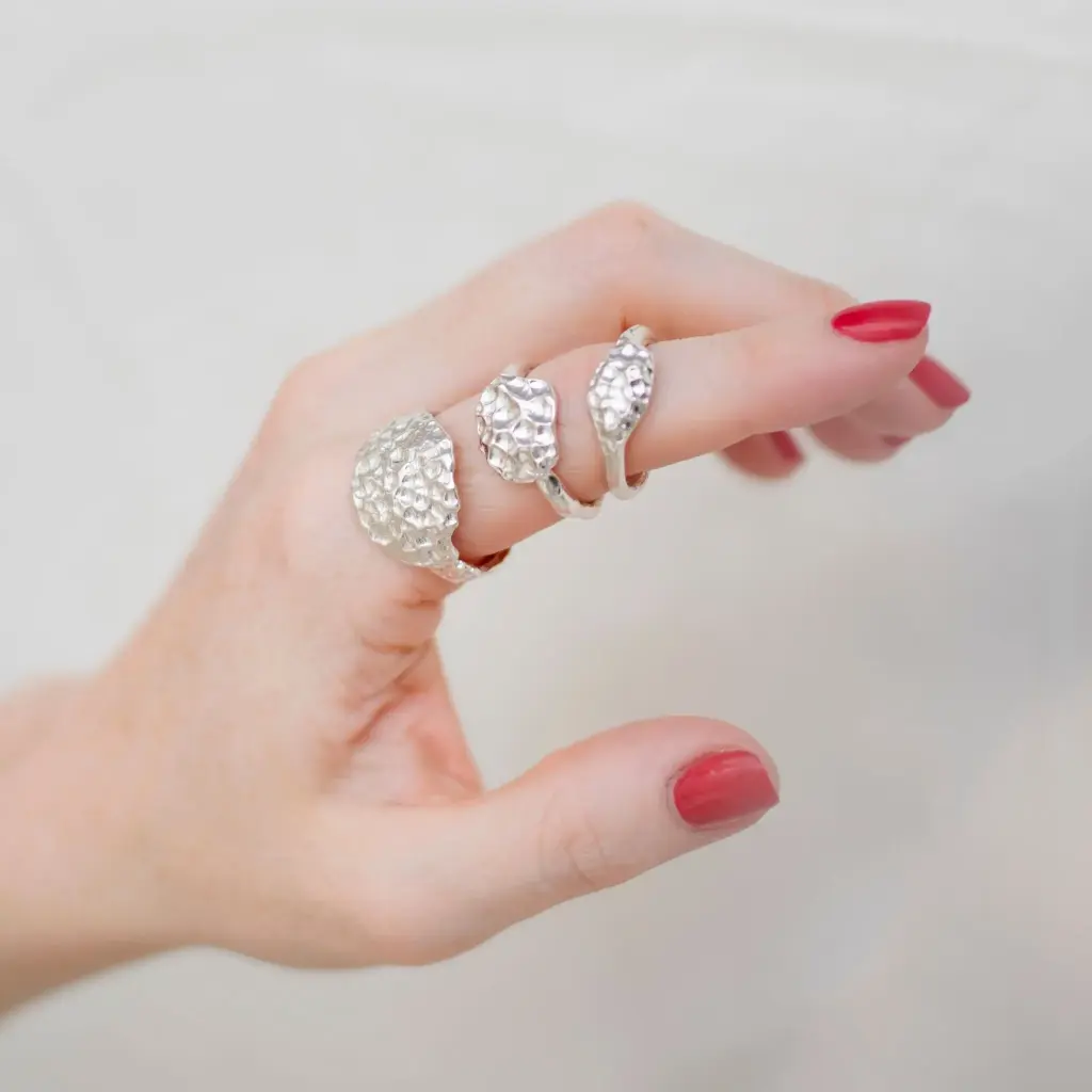 Anillo Coral Sello Grande