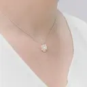 Dije Flor Perla Pequeño