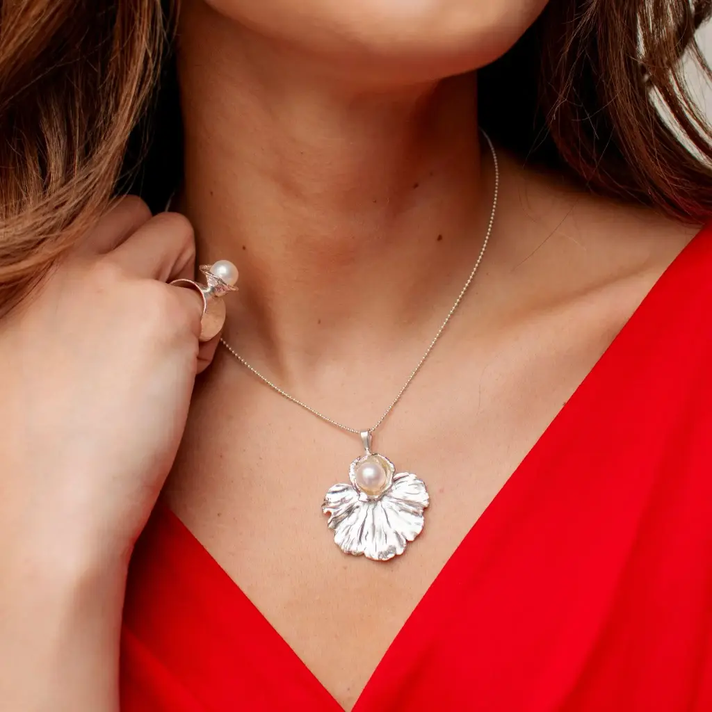 Dije Guacal Perla Geranio Grande