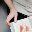 Anillo Banda Delgada Minimal Texturada