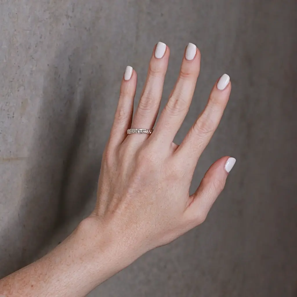 Anillo Coral Delgado