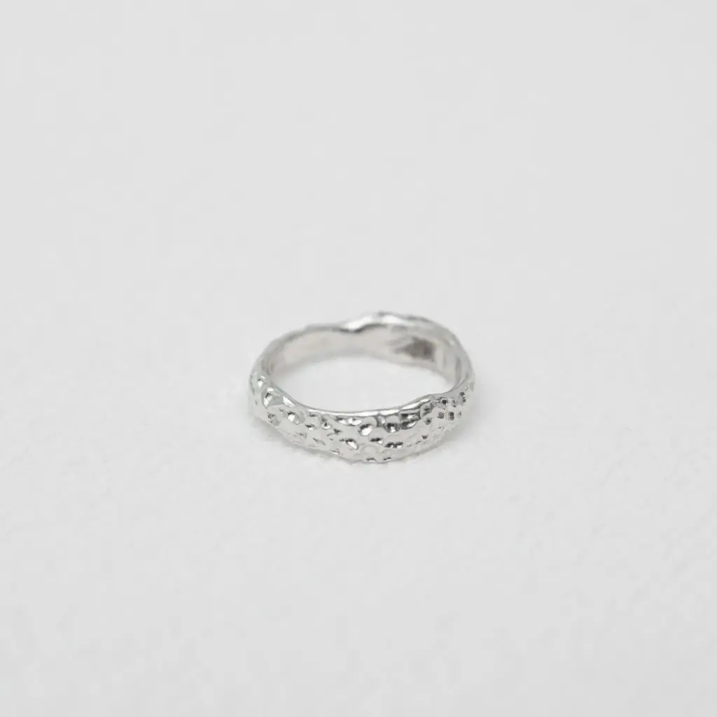 Anillo Coral Delgado