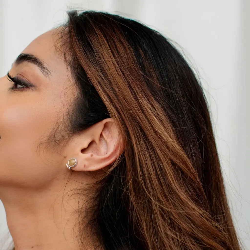 Aretes Minimal Piedra con Bolitas