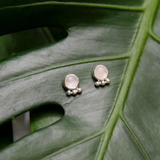 Aretes Minimal Piedra con Bolitas