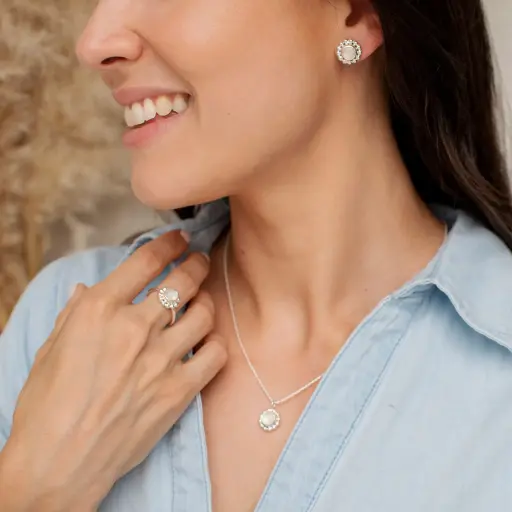 Aretes Flor Bolitas Piedra