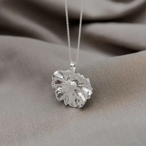 [004473] Dije Geranio Gigante