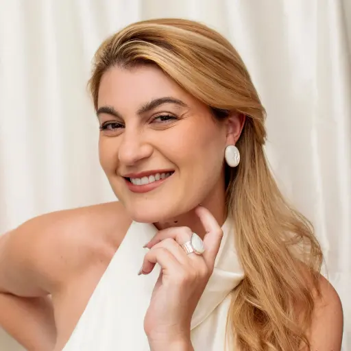 Anillo Banda Delgada Piedra Gota Grande