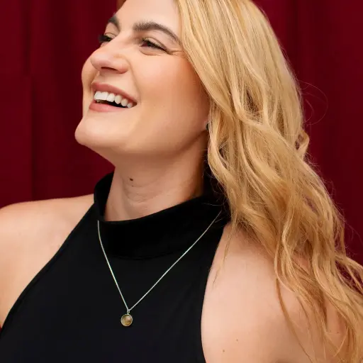 Dije Piedra Circular Pequeña