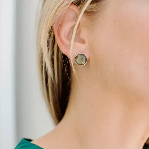 Aretes Piedra Circular Medianos